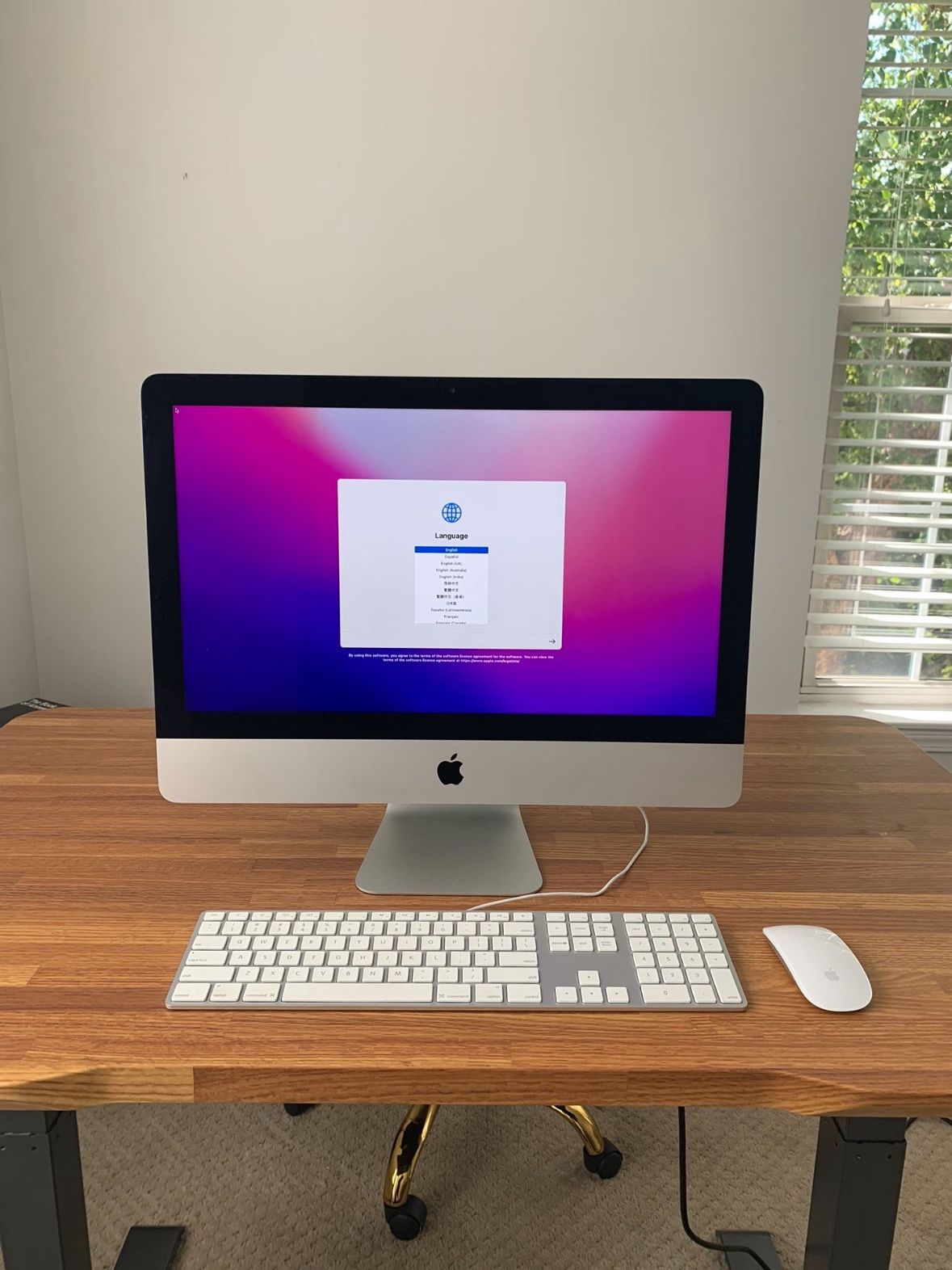 21.5” Apple iMac All-In-One i5 2.8 GHz Desktop 1 TB