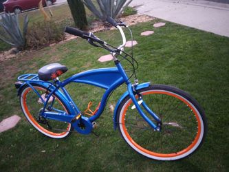 Beach cruiser bicycle