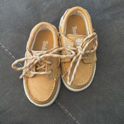 Boy Shoes Size 6