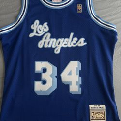 Size L Lakers Jersey