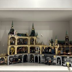 Legos Harry Potter Edition - Hogwarts Castle And Grounds for Sale in Las  Vegas, NV - OfferUp