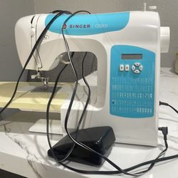 Sewing machine, has up to 79 options ,sewing machine is in good condition .