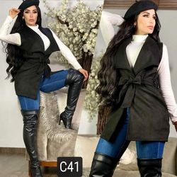 New Women's Vest Size Large 