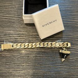 Givenchy Shark Tooth Bracelet 