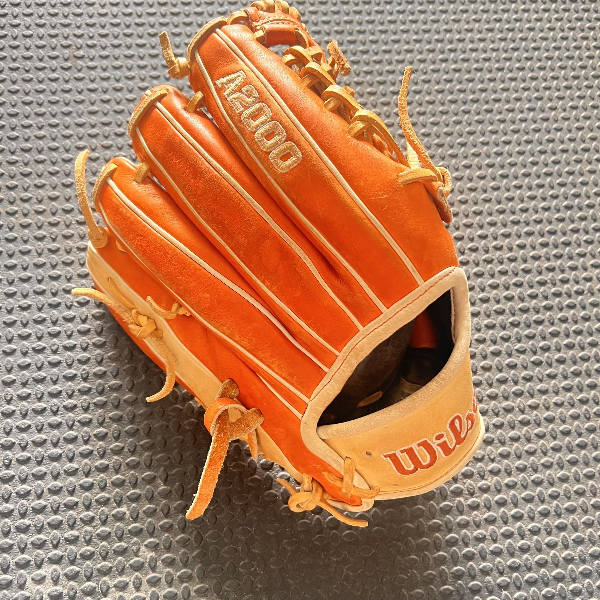 Wilson A2000 Baseball Glove