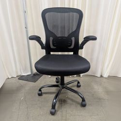 Black Mesh Back Swivel Office Chair with Adjustable Arms