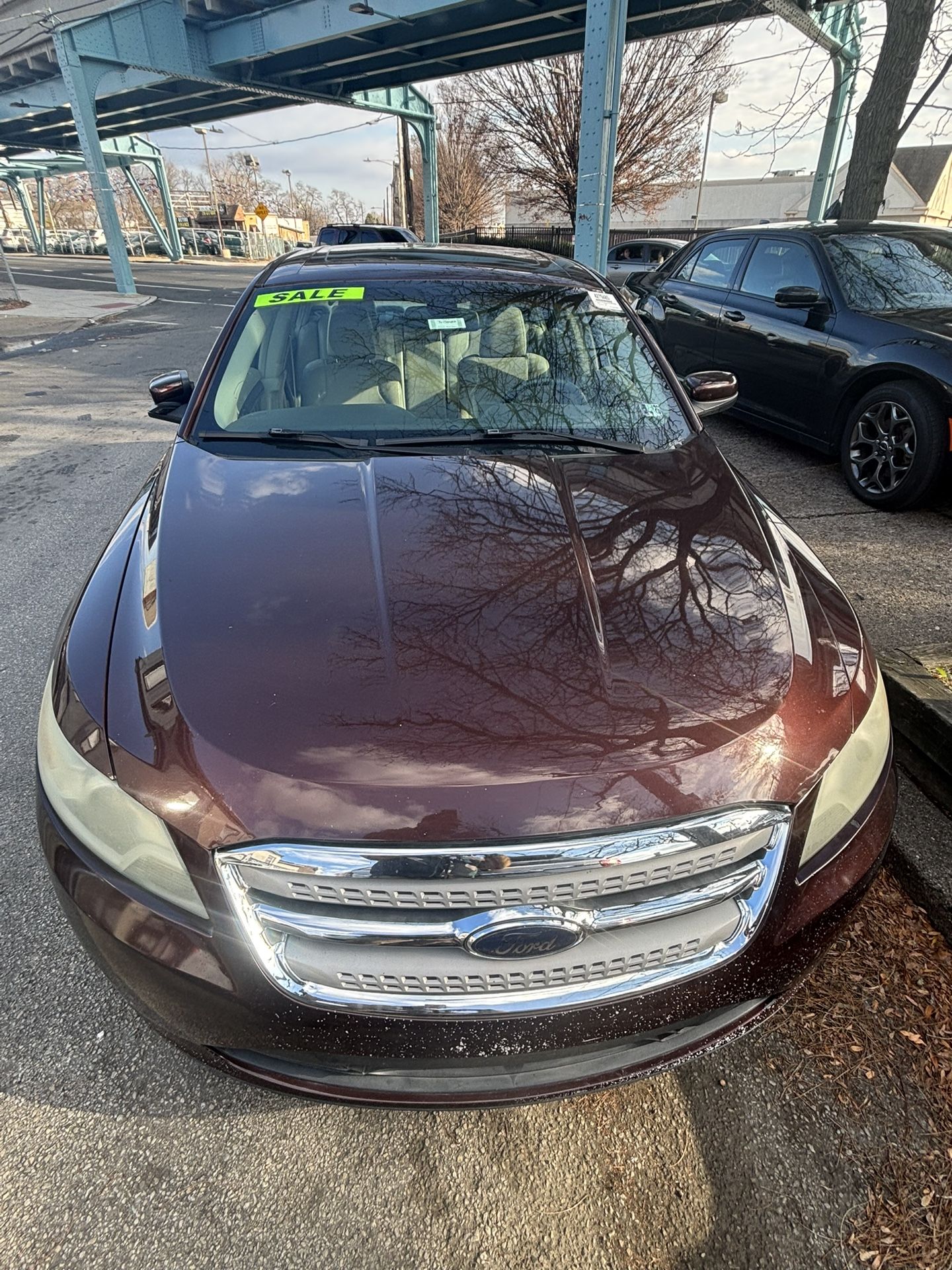 2010 Ford Taurus
