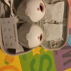 Momcozy M5 Breast Pump