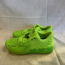 Puma Men's LaMelo Ball MB.01 Lo Green Gecko Basketball