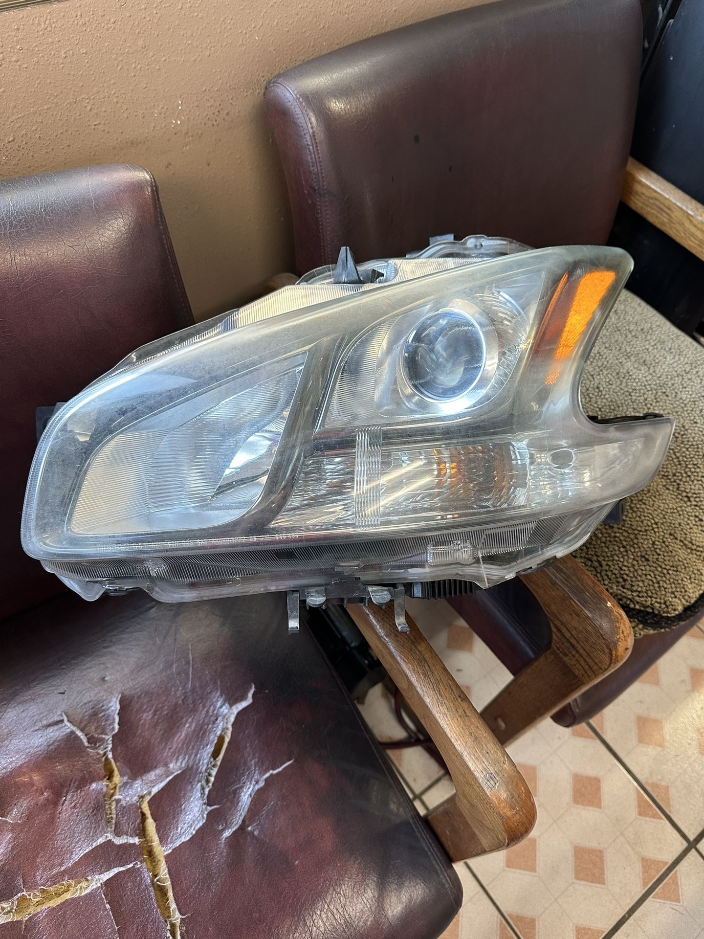 2012 Nissan Maxima Headlight