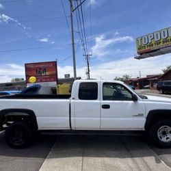  2005 Chevrolet Silverado 2500HD Work Truck 4dr Extended Cab Work Truck RWD LB Price $3,950 Mileage 591,283