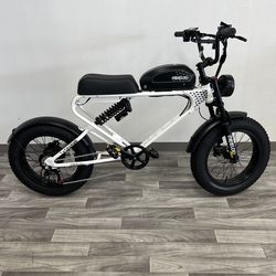 Electric Bike: MEELOD DK300 Plus