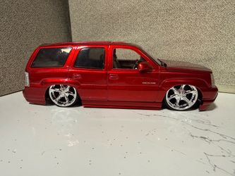 DUB City Cadillac Escalade Diecast – Red