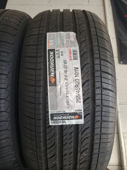 Hankook Tire 255/45/20