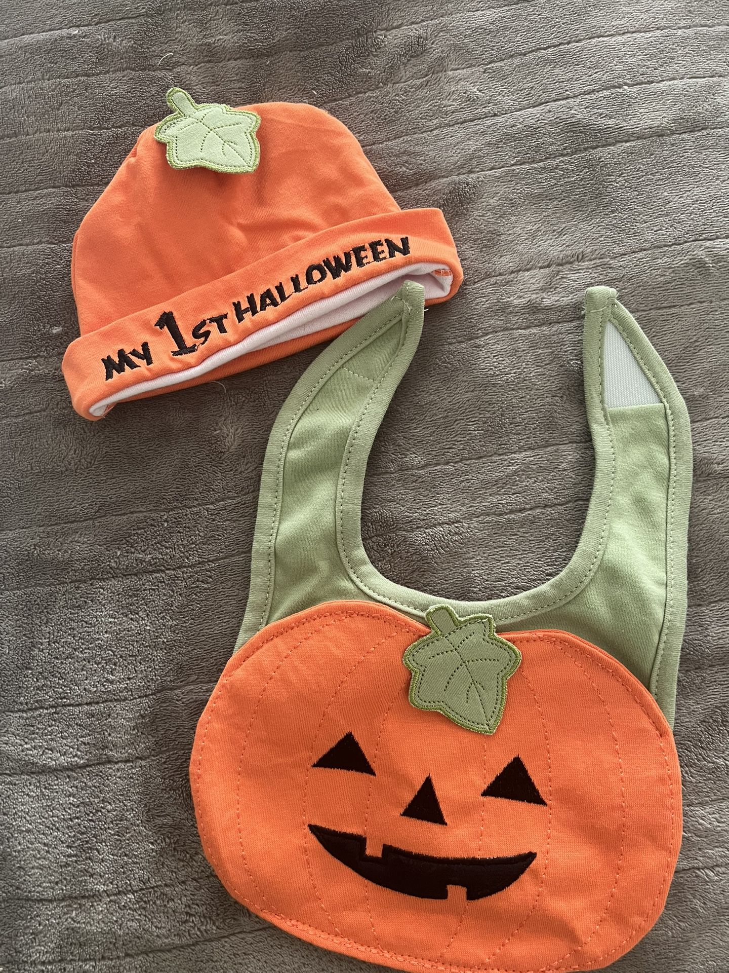 Baby Infant My 1st Halloween Cap & Bib Set