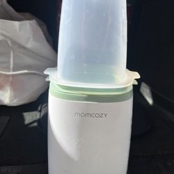 Momcozy bottle Warmer