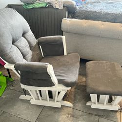 Maternity / Nursery rocking chair