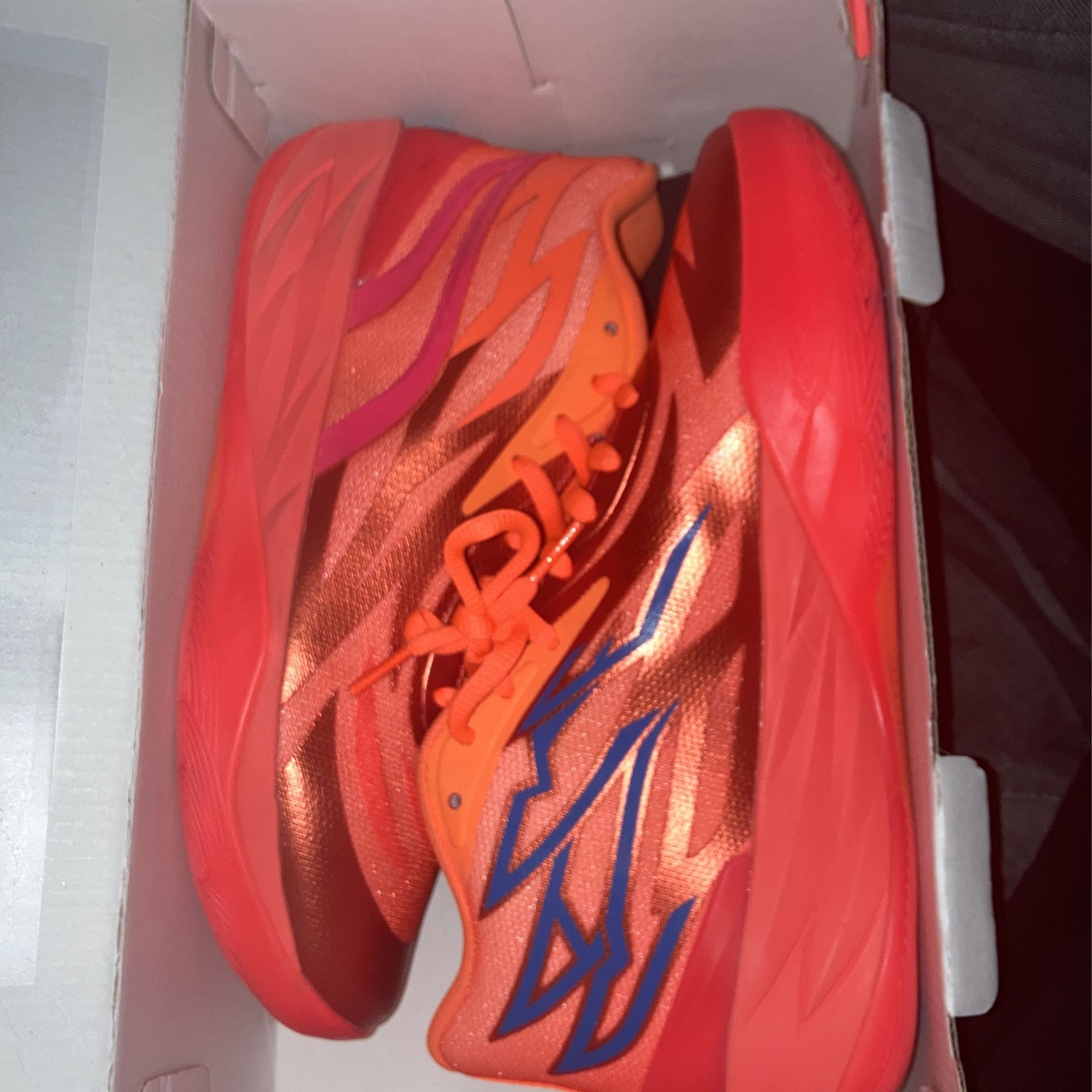 MB.02. fiery coral-ultra orange