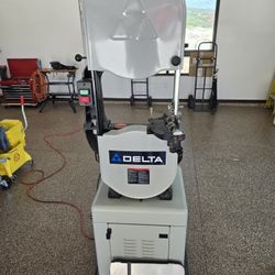 Delta 28-206 Bandsaw