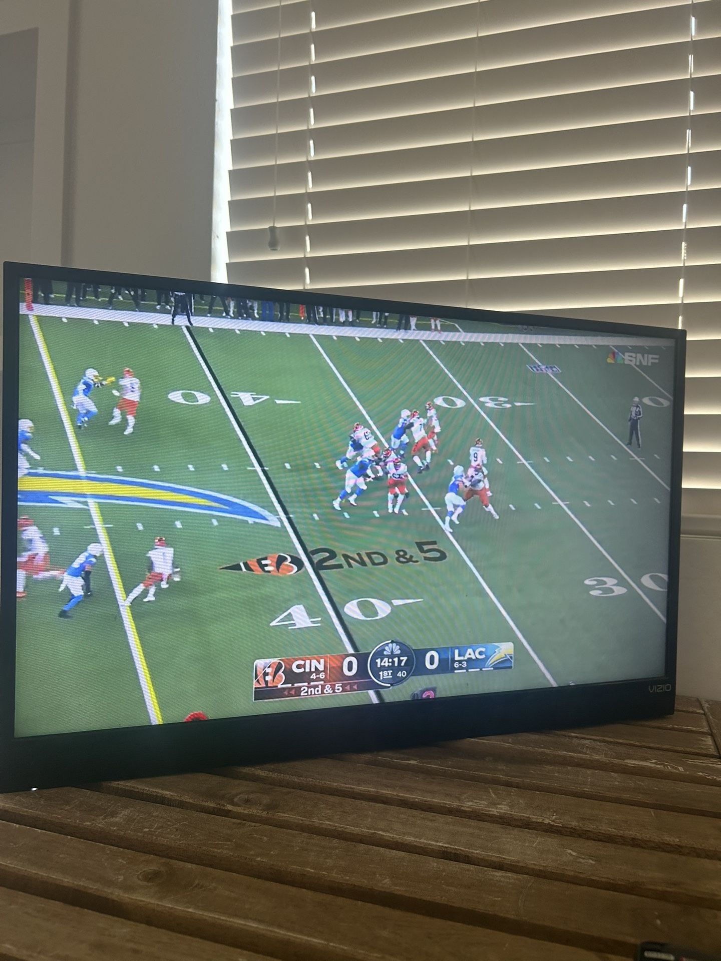 27” Vizio TV