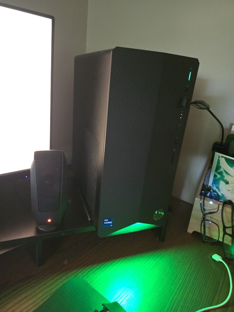 HP Pavilion Gaming Desktop – i7, RTX 3060, 16GB RAM, 2TB SSD