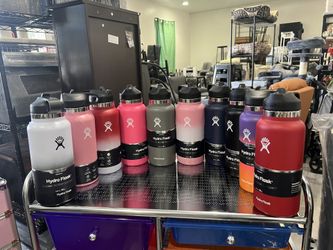 Hydro Flask 32oz $25 Each 