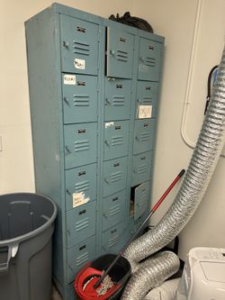 Locker For Team  Make An Offer 