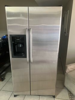 GE Refrigerator