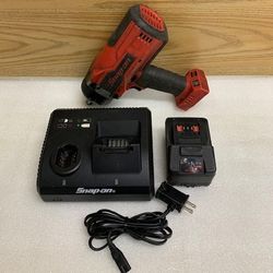 Snap- On Tools CT9075 18V 1/2" Drive Lithium Brushless Cordless Impact Wrench SET