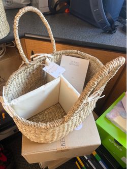 Bebe Bask “Baby diaper caddy”