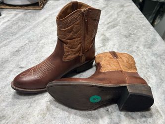 Women’s cowboy boots