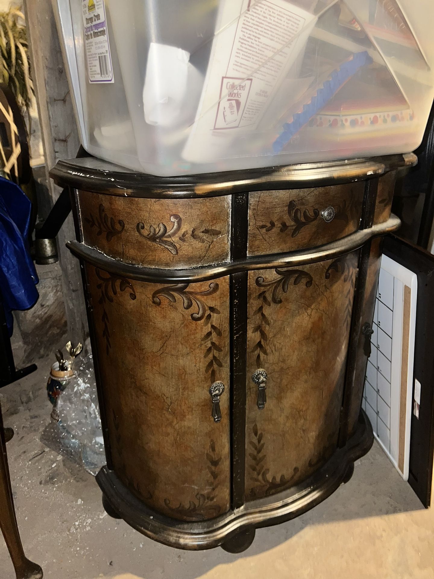 Antique Dresser Stand