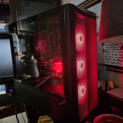 Used 2022 Microcenter Pre-Built Computer 