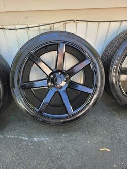 22inch niche wheels