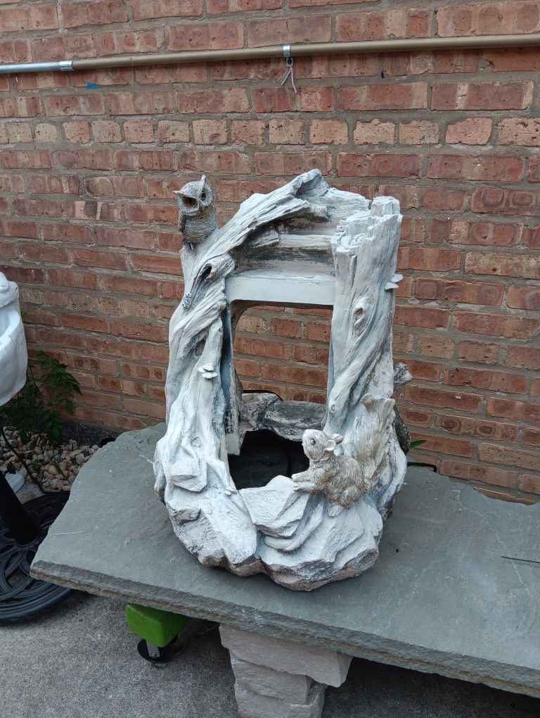 27" H Heavy Duty Polyresin Outdoor Patio Fountain