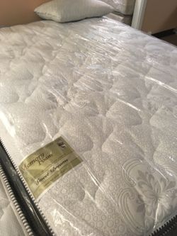Blue gel pillow top set