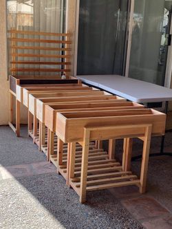 Planter Box With Stand