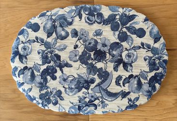 4 vinyl/laminated placemats, blue fruit design.
