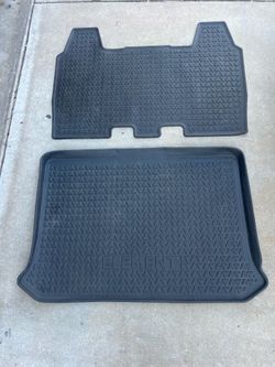Honda Element gray OEM rear floor mat and Cargo tray