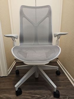 Herman Miller Cosm Mid Chair Mineral