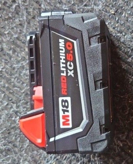 MILWAUKEE M18 5.0 LITHIUM ION XC BATTERY