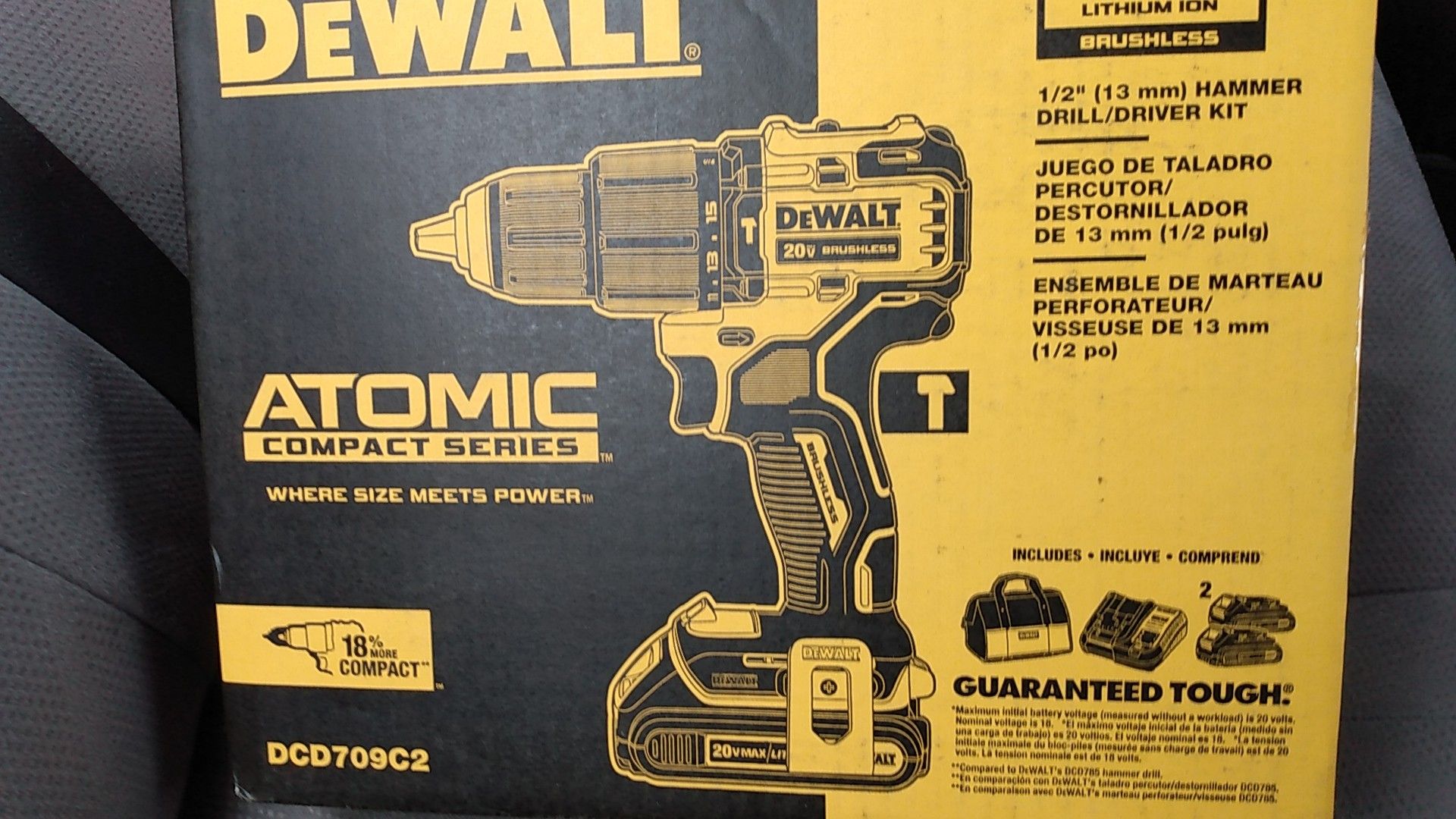 dewalt 20 volt hammer drill/driver kit