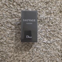 Dior Sauvage Eau de Parfum Cologne – Men’s Fragrance