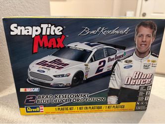 NASCAR  Revell Snap Tite Max model kit