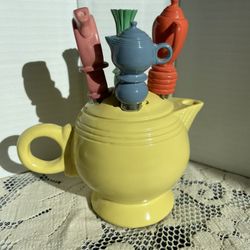 Fiesta Ware 5 piece Canapé Set