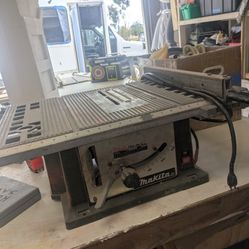 Makita Table Saw 