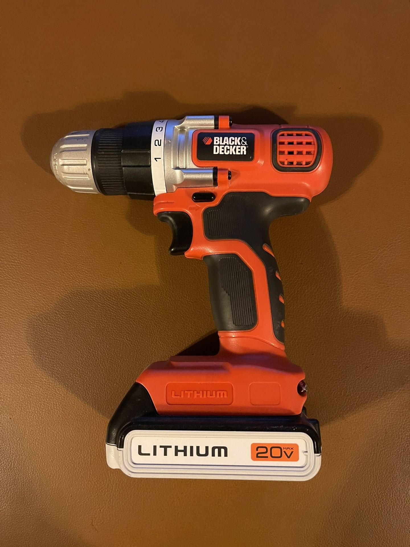 Black & Decker 20 V Drill