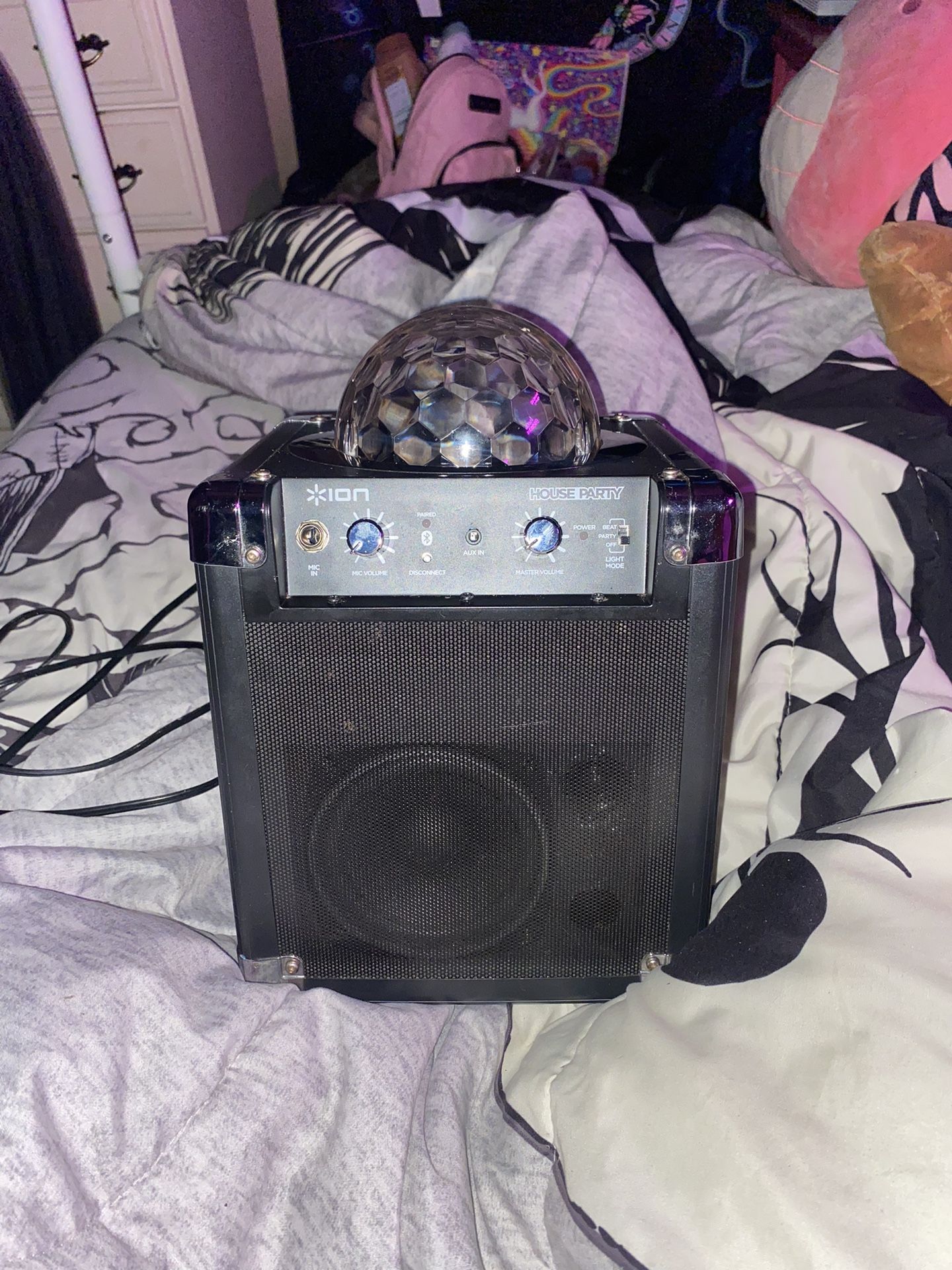 ION HOUSE PARTY BLUETOOTH SPEAKER