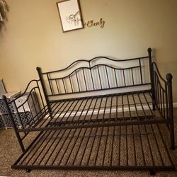 Daybed + Trundle - Twin over Twin
