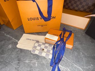 Authentic Louis Vuitton 6 Ring Key Holder Damier Azur